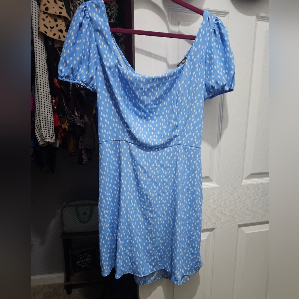 Blue spring dress cut out back XL